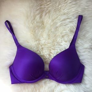 Victoria’s Secret Fabulous Push-up Bra 32C